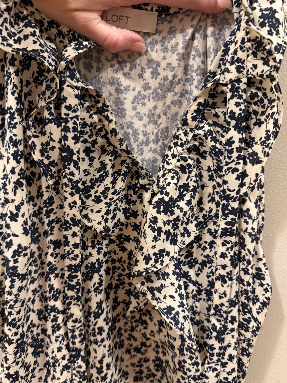 Women’s LOFT Blouses NWOT - Picture 2 of 9